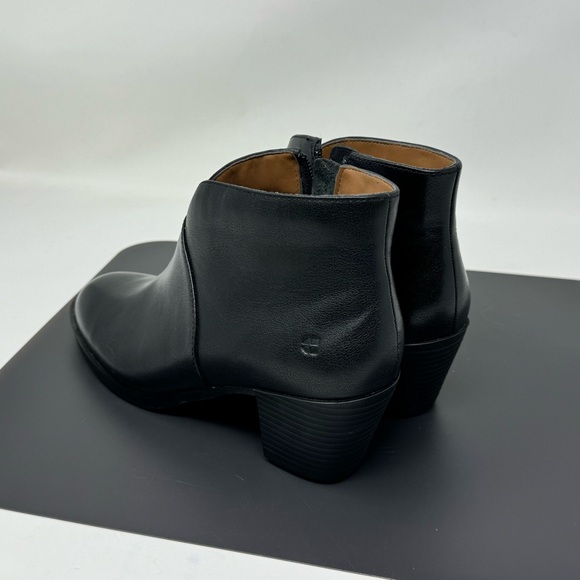Shoes for Crews Delilah Size Women 6 Black Ankle Boots Heel Bootie non-slip - Picture 4 of 11